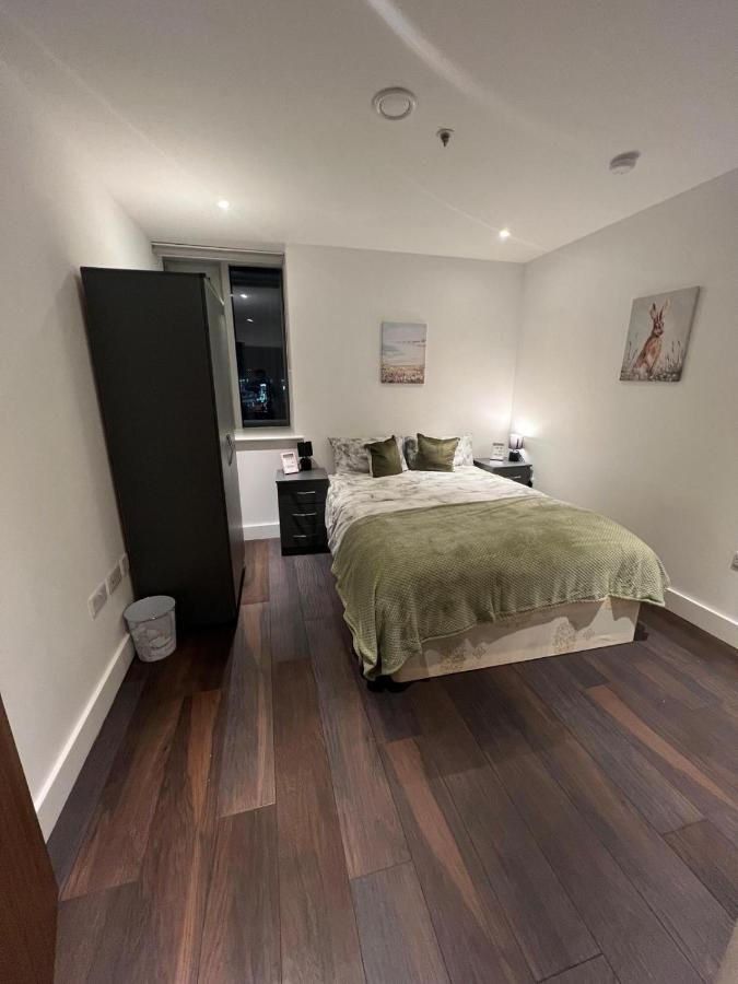 Spacious Sleep 7 Flat 20 Mins Central London Bp65 Londres Exterior foto