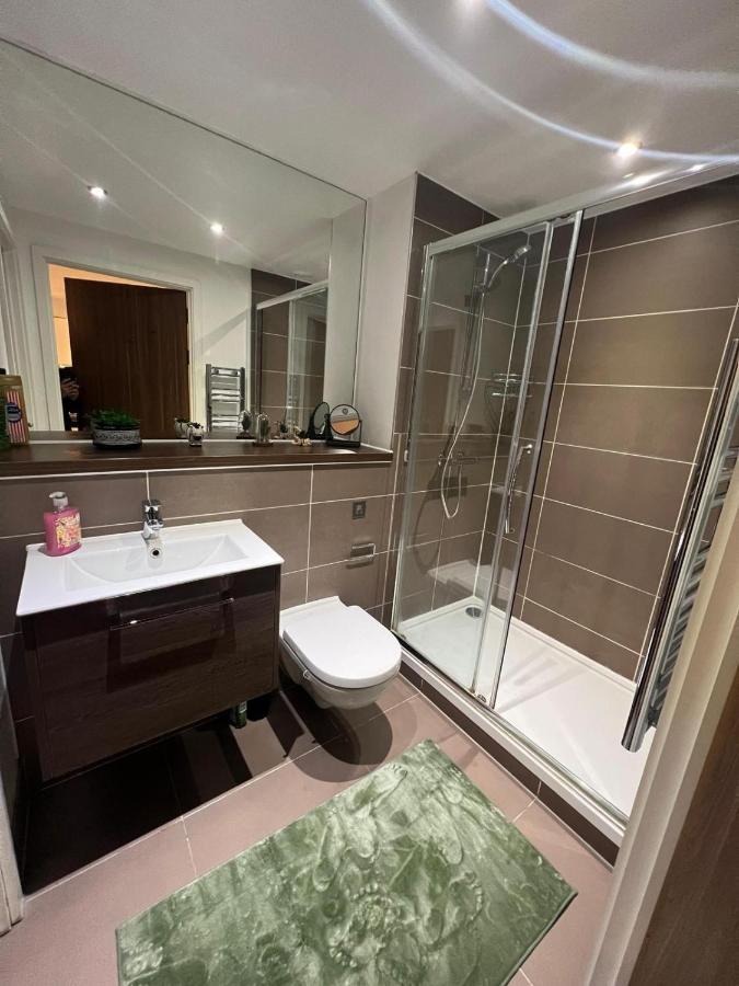 Spacious Sleep 7 Flat 20 Mins Central London Bp65 Londres Exterior foto