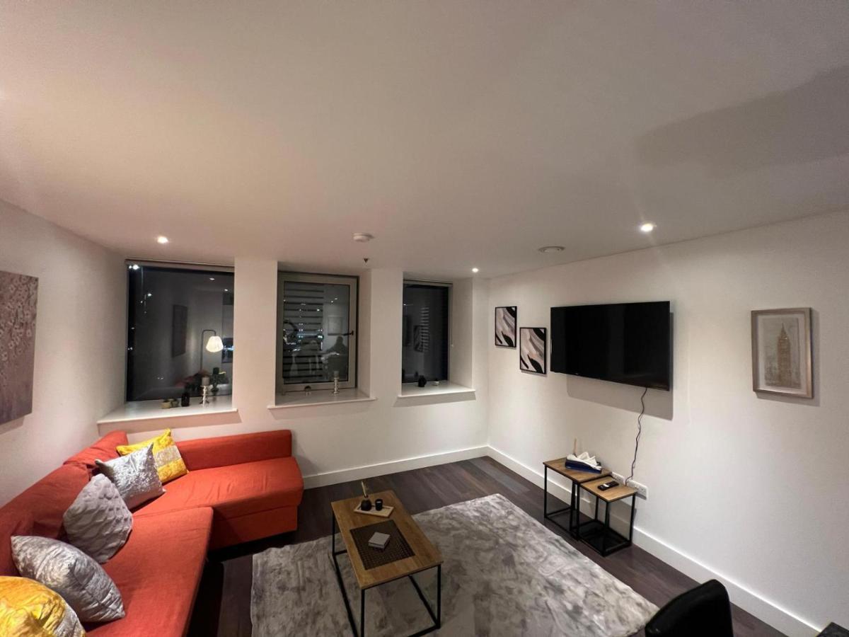 Spacious Sleep 7 Flat 20 Mins Central London Bp65 Londres Exterior foto